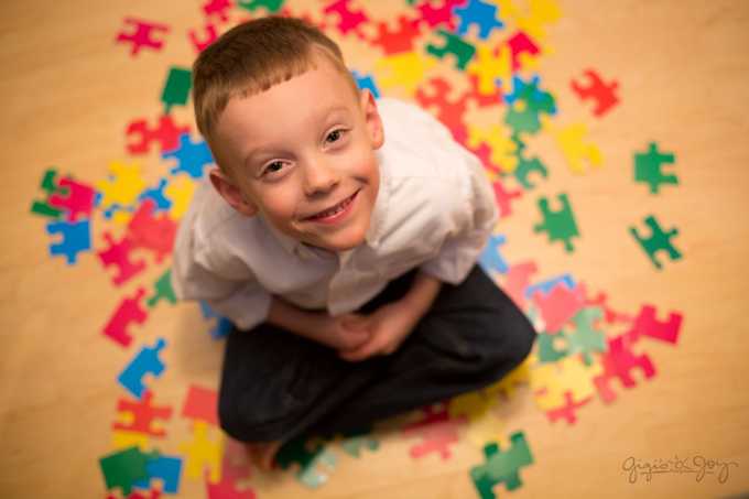 Autism - Înțelegerea și Sprijinul Corect